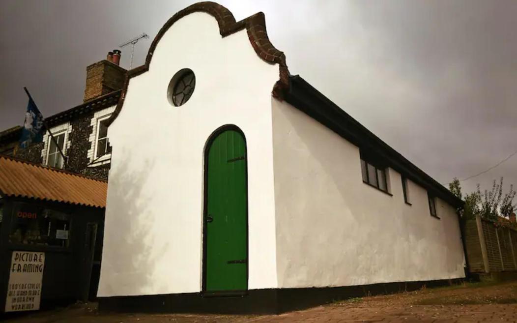 Old Fire Station - Quaint And Quirky Little Home 브랜든 외부 사진